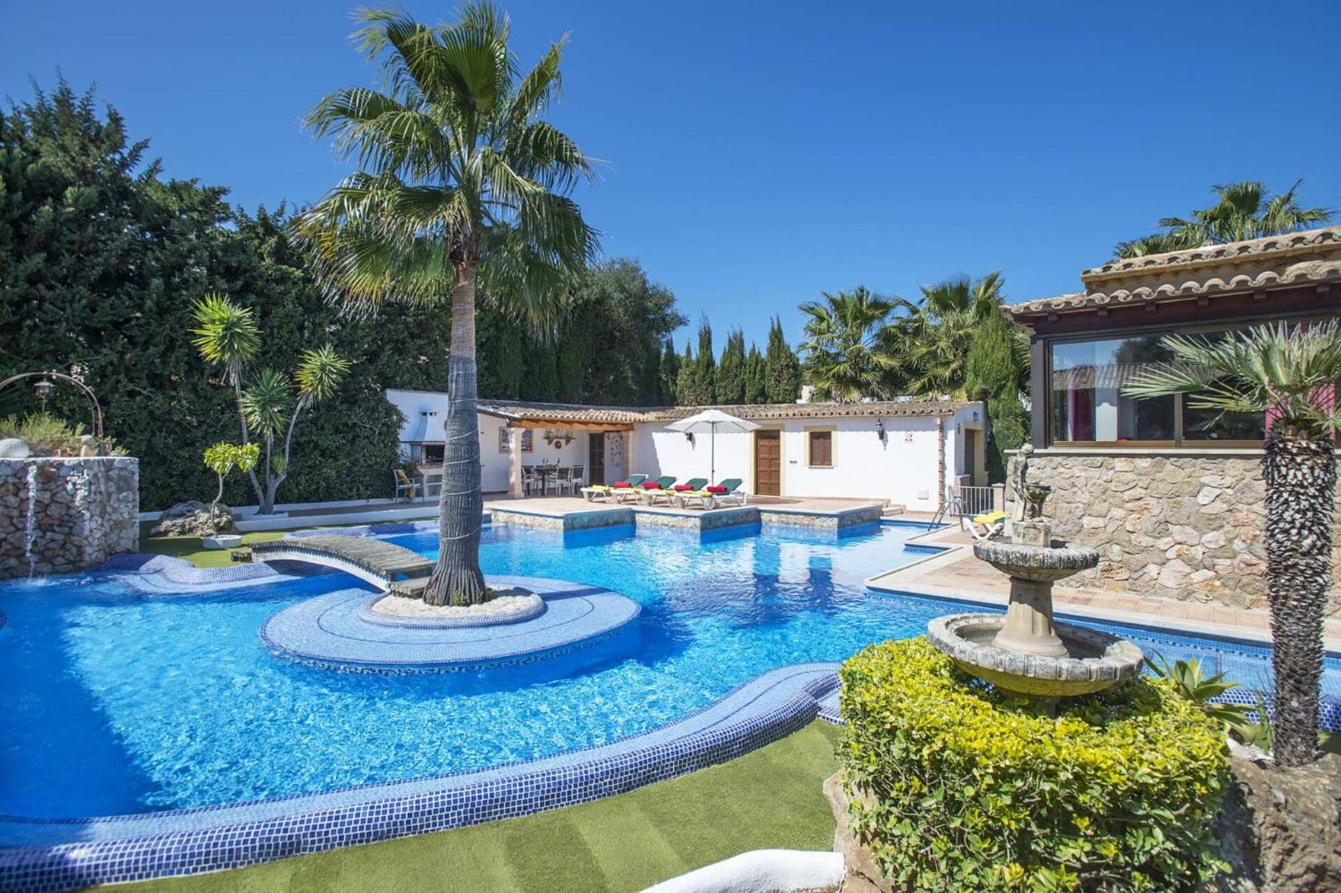 Villa Pinos By Port de Pollença